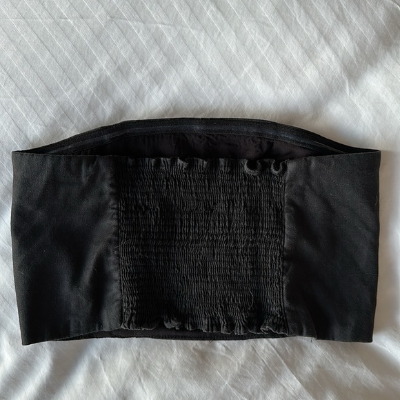 Black canvas Babaton tube top with ruched backing - Picture 2 of 6